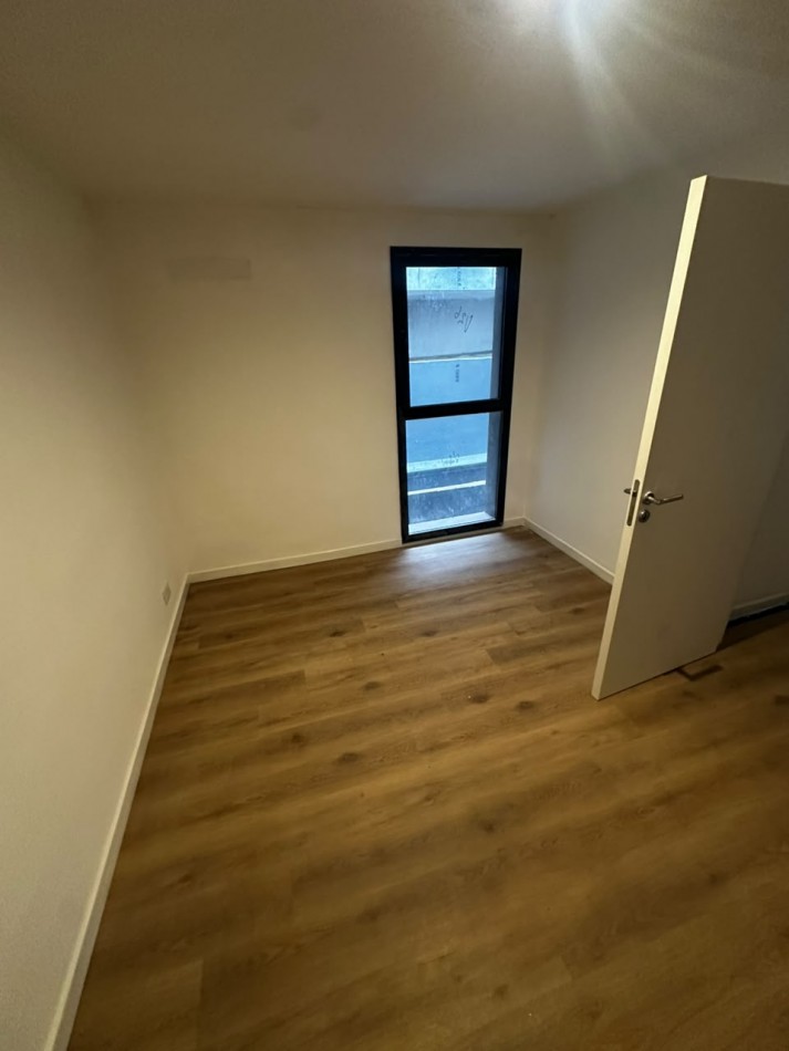 PH 3 AMBIENTES CON PATIO MODERNO A ESTRENAR SIN EXPENSAS 