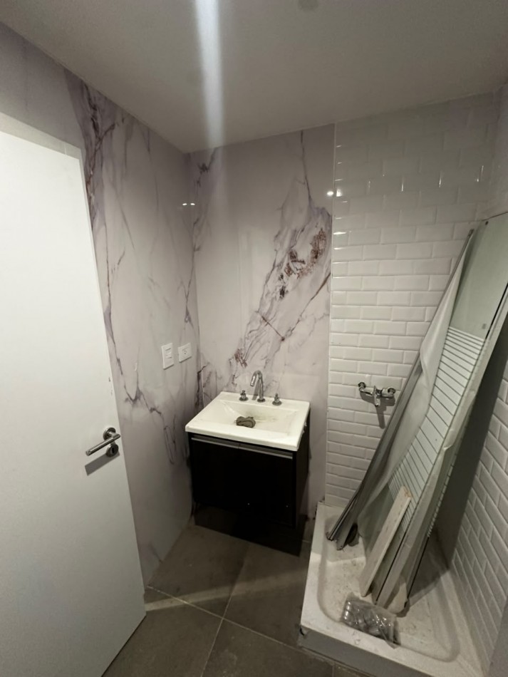 PH 3 AMBIENTES CON PATIO MODERNO A ESTRENAR SIN EXPENSAS 