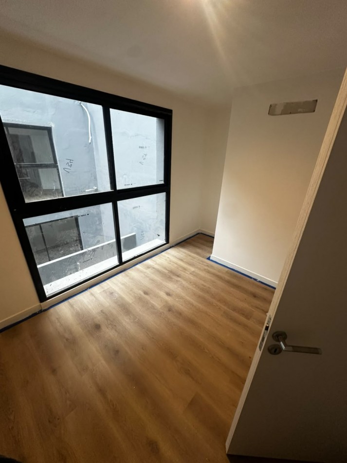 PH 3 AMBIENTES CON PATIO MODERNO A ESTRENAR SIN EXPENSAS 