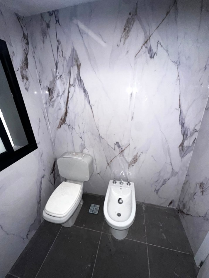 PH 4 AMBIENTES CON PATIO MODERNO A ESTRENAR SIN EXPENSAS 