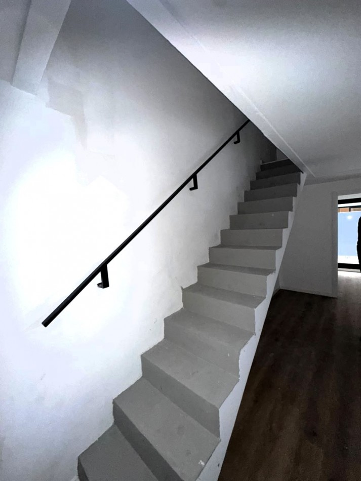 PH 4 AMBIENTES CON PATIO MODERNO A ESTRENAR SIN EXPENSAS 