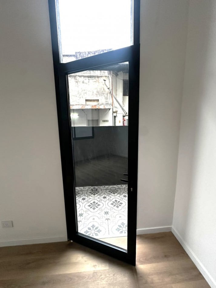 PH 2 AMBIENTES TIPO LOFT CON PATIO MODERNO A ESTRENAR SIN EXPENSAS 