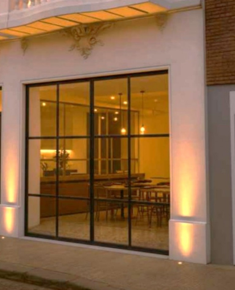 LOCAL COMERCIAL A ESTRENAR 