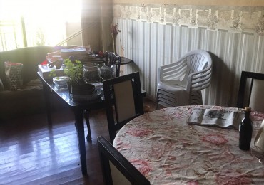 Triplex 5 amb. Con Cochera Quincho Y Parrilla Oferta !!!