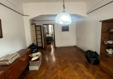 VENTA 2 AMBIENTES AMPLIOS EN PB CON BAULERA EXCELENTE UBICACION APTO PROFESIONAL ***APTO CREDITO BANCARIO***