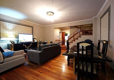 VENTA CASA CON PILETA 6 AMBIENTES EN CABALLITO ****APTO CREDITO BANCARIO**** 