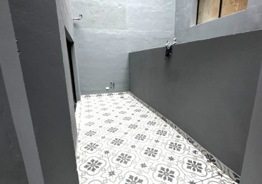 PH 4 AMBIENTES CON PATIO MODERNO A ESTRENAR SIN EXPENSAS 